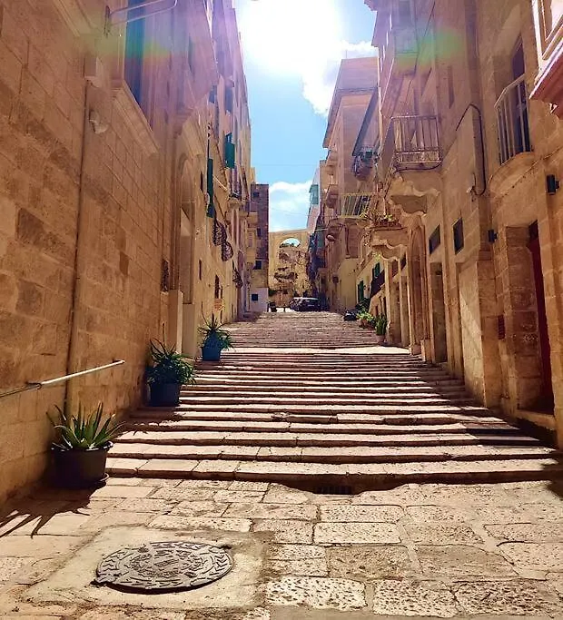 Cove 532 By Savynomad Harbour Residences Wow View Valletta Feriehus