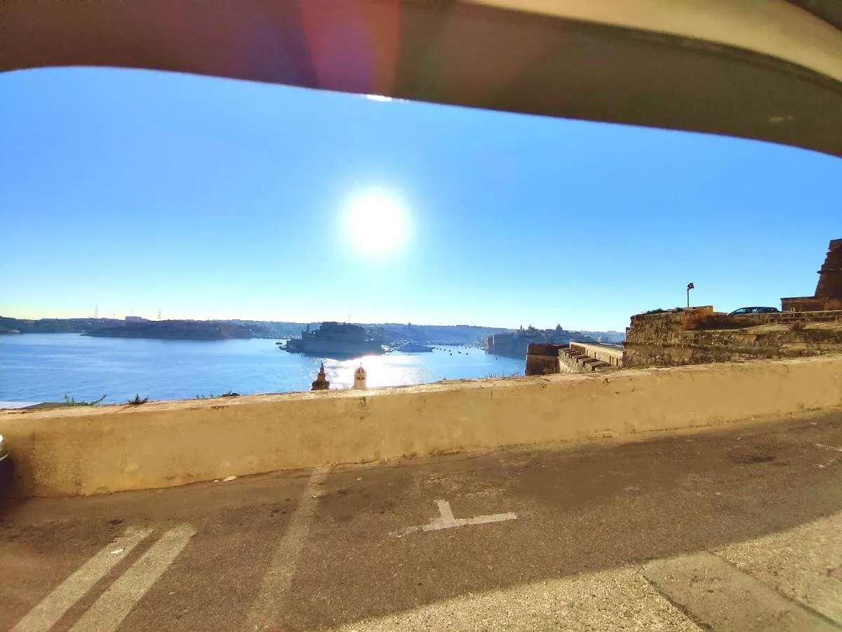 Cove 532 By Savynomad Harbour Residences Wow View Valletta 0*,  Malta